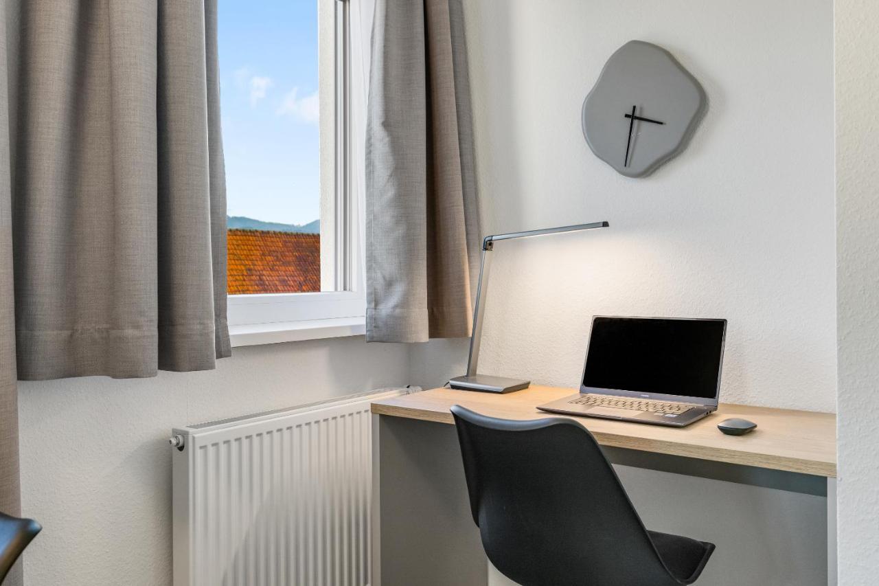 Empire Living: Denzlingen Marktplatz 외부 사진